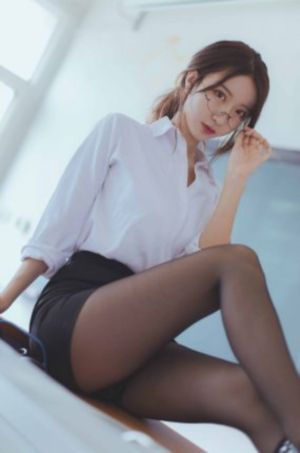 麻豆国产av入口_4K最新电影在线观看