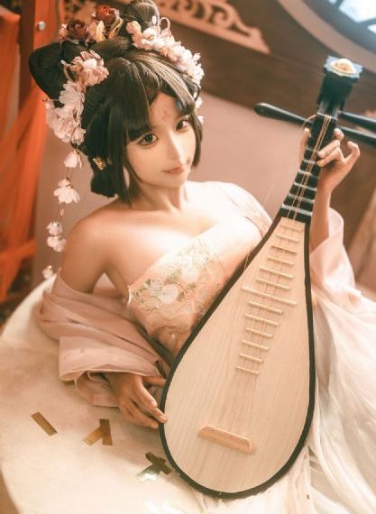 日韩美女青青草_BD在线观看完整版